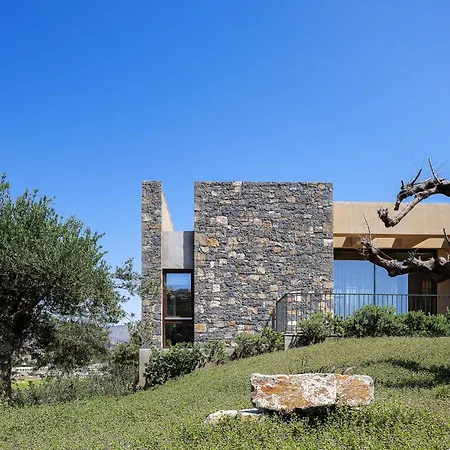 Zoe * Agios Nikolaos