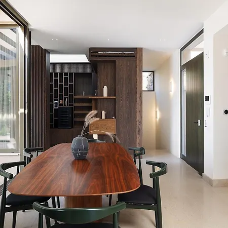 Villa Zoe *