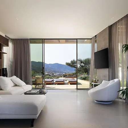 Zoe * Agios Nikolaos